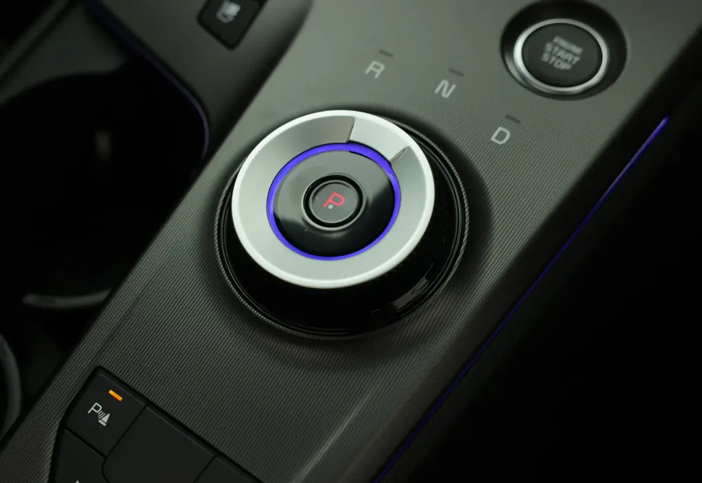 The Sportage L 14 Dial Shift By Wire
